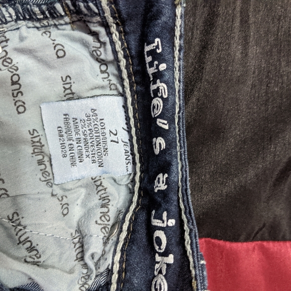 Jean capris, new not worn - Picture 2 of 3